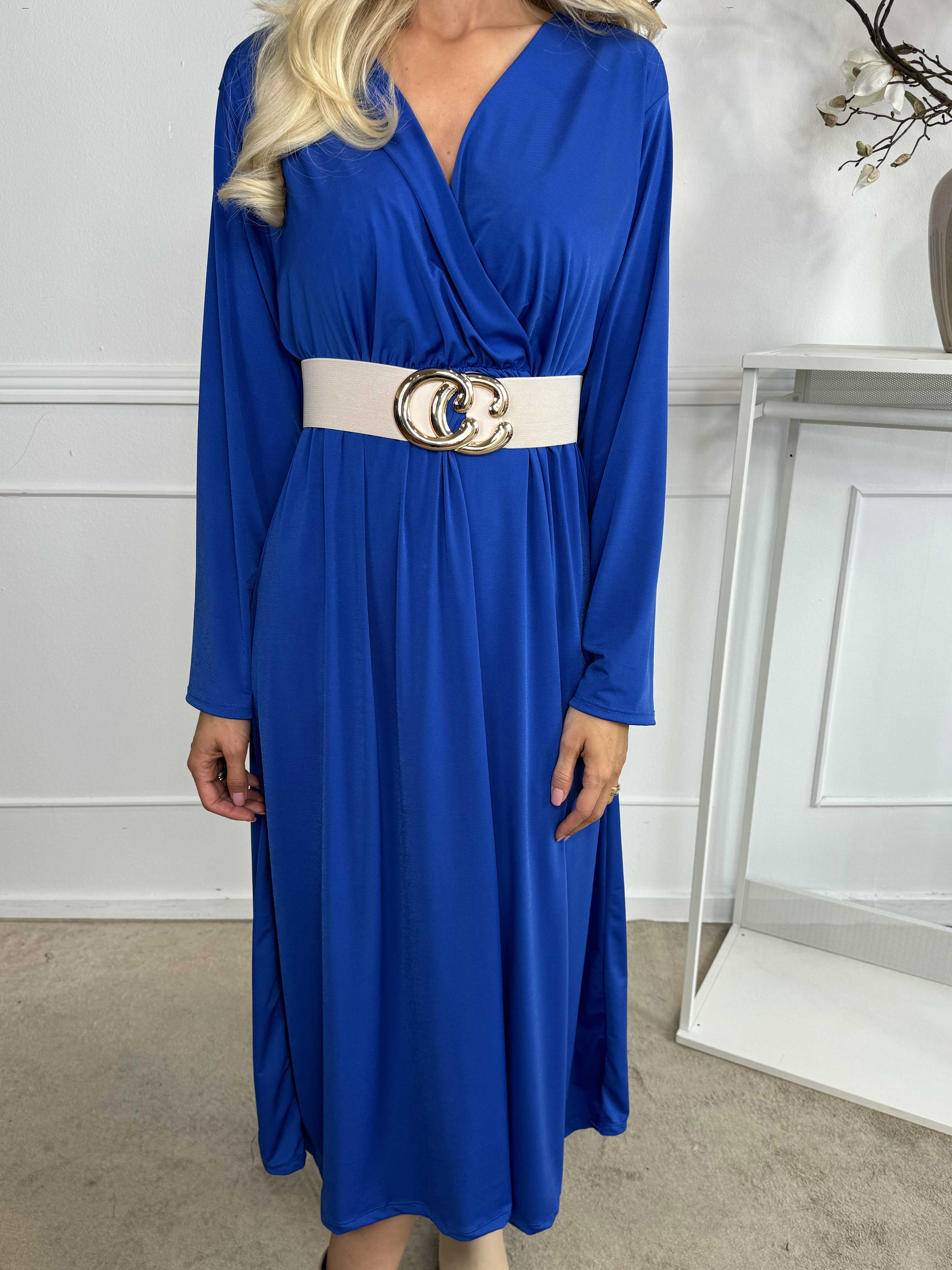 Nelly Plain - Elastisk enfärgad klänning i viskos